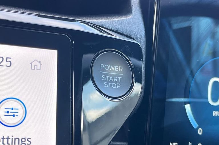 2024 Ford Puma ST-LINE X | Rear Parking Sensors | Cruise Control | Wireless Charging Pad M Hatchb...