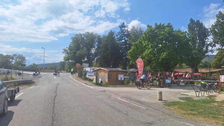 SOUTH OF FRANCE:  Pâradise 6h30 from London by train. 45 mn train to Lyon airport