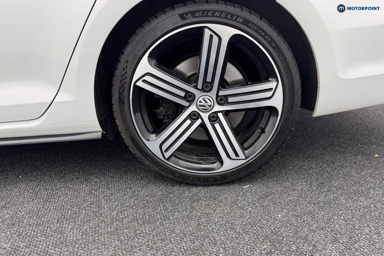 2020 Volkswagen Golf 2.0 TSI 300 R 5dr 4MOTION DSG Estate Petrol Automatic