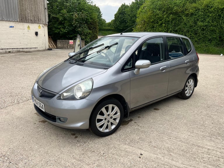 Honda Jazz 1.4 SE Air Con - Walk Around Video