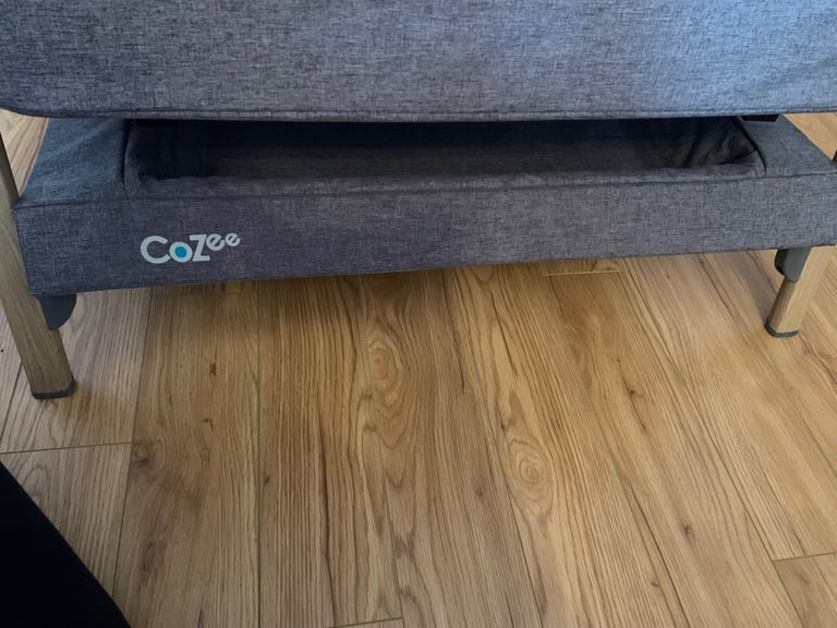 Tutti Bambini Cozee Bedside Crib
