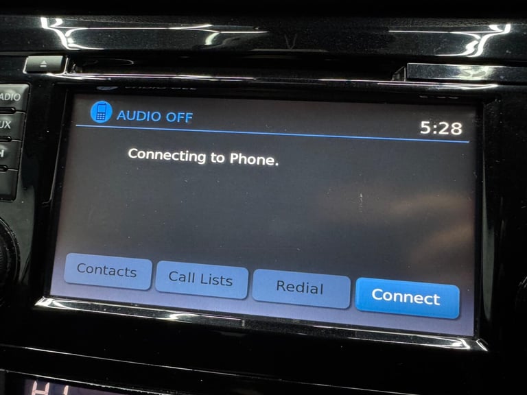 2016 Nissan Qashqai 1.2 DIG-T N-Connecta XTRON 2WD Euro 6 (s/s) 5dr HATCHBACK Petrol Automatic