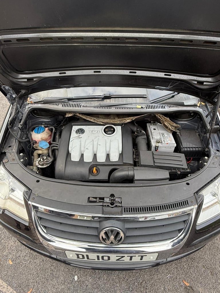 Volkswagen, TOURAN, MPV, 2010, Manual, 1896 (cc), 5 doors