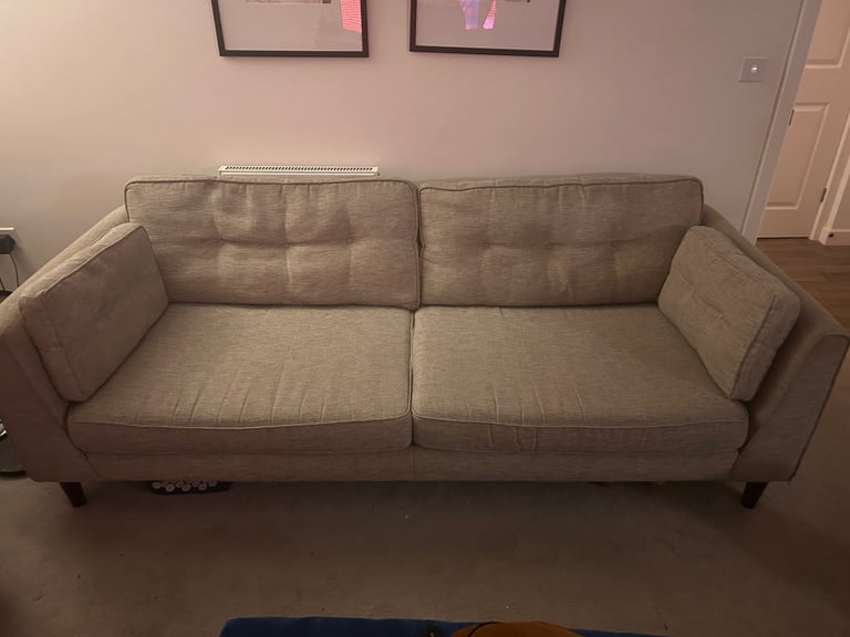 Sofa & loveseat 
