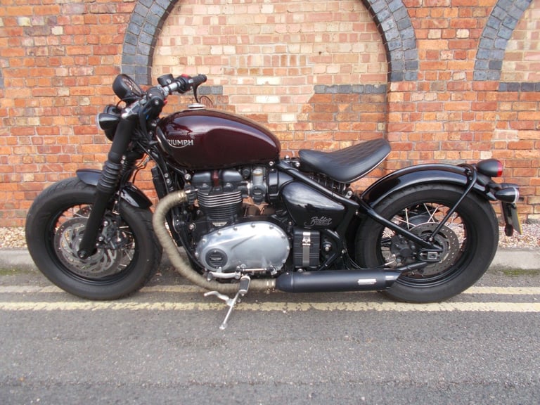 2017 TRIUMPH BONNEVILLE BOBBER