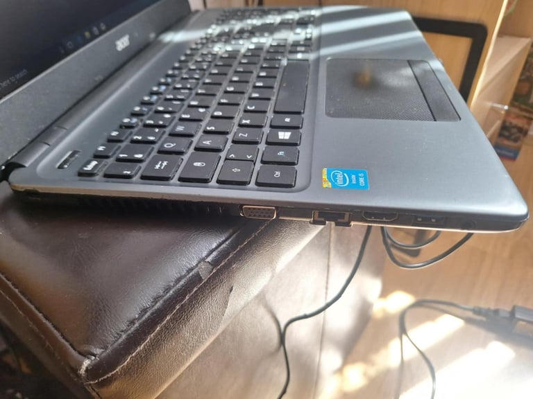 Acer i5(4th gen) 1tb hdd,8gb ram win10 laptop