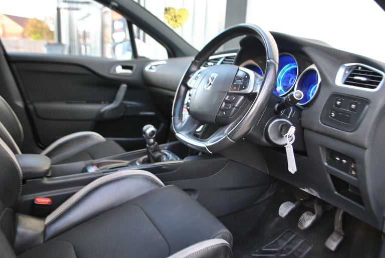 2013 Citroen DS4 1.6 VTi DStyle Euro 5 5dr HATCHBACK Petrol Manual