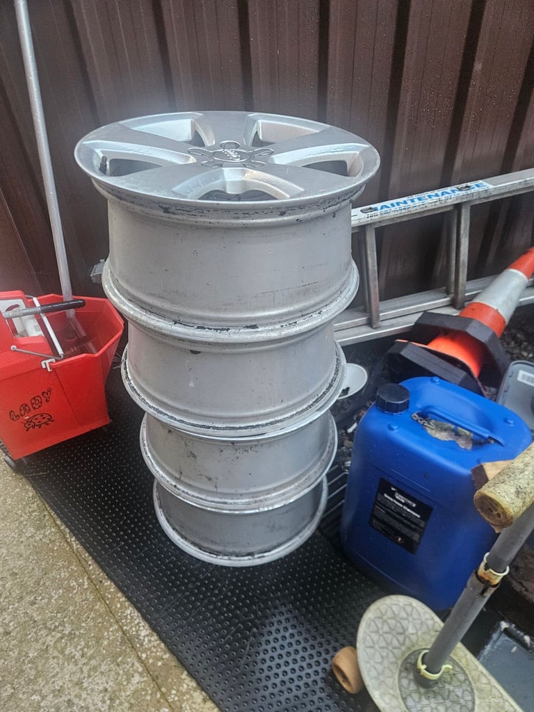 Audi alloys 