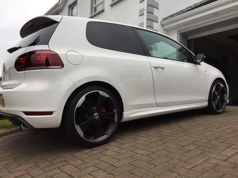 Volkswagen, GOLF, limited edition  35 Hatchback, 2012, Manual, 1984 (cc), 3 doors