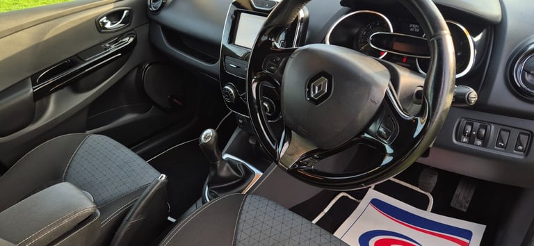 2014 Renault Clio 1.5 dCi 90 Dynamique S MediaNav Energy 5dr HATCHBACK Diesel Manual