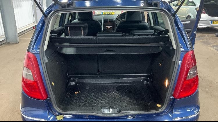 Mercedes-Benz, A CLASS, Hatchback, 2009, Semi-Auto, 1498 (cc), 5 doors