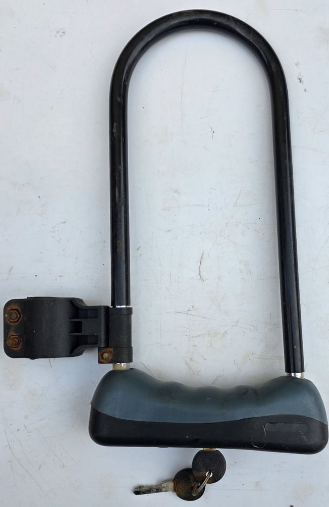 image for Bike lock. CHEAP. Read description please.