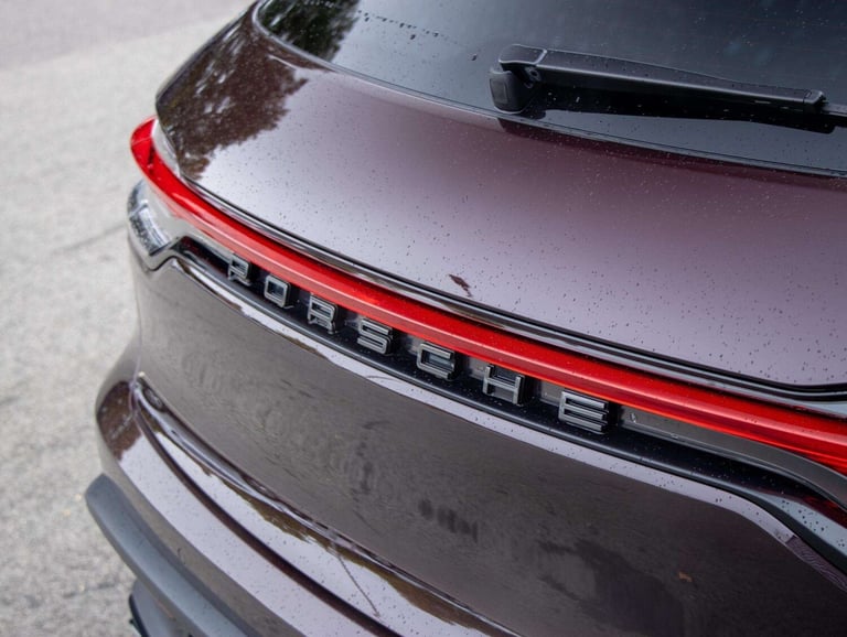 2023 Porsche Macan T 5dr PDK ESTATE PETROL Automatic