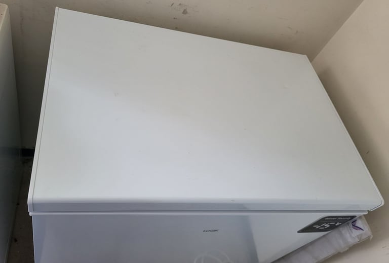 LOGIK L198CFW20 Chest Freezer - White - COLLECTION ONLY