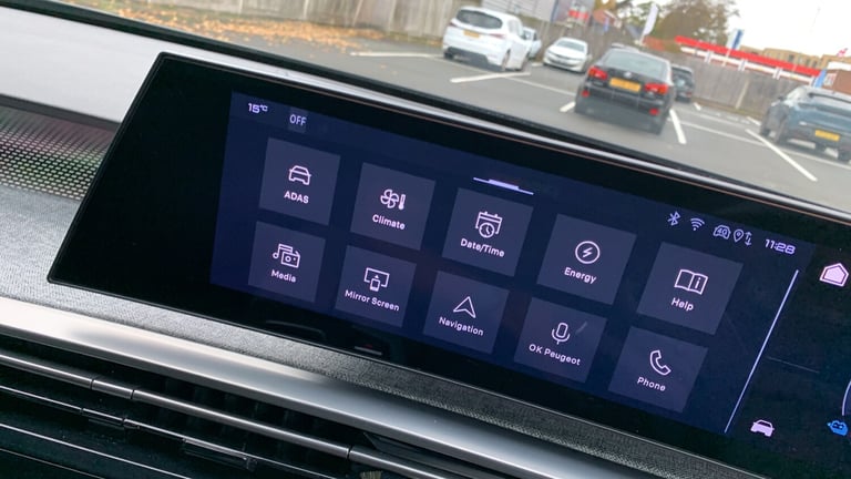 2024 Peugeot 3008 73kWh GT SUV 5dr Electric Auto (210 ps) SUV Electric Automatic