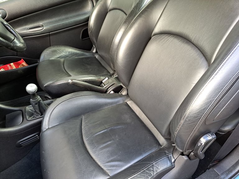 Peugeot, 206, Convertible, 2003, Manual, 1587 (cc), 2 doors