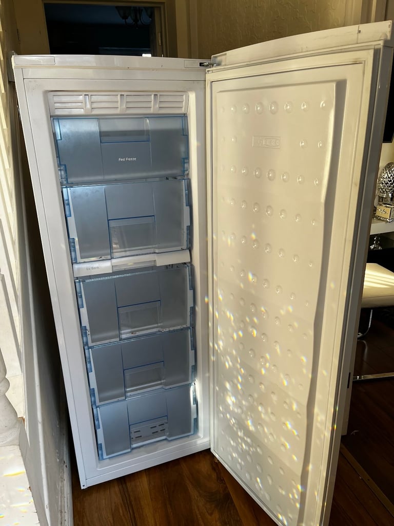 image for FROST FREE BEKO UPRIGHT FREEZER IN EXCELLENT WORKING CONDITION.