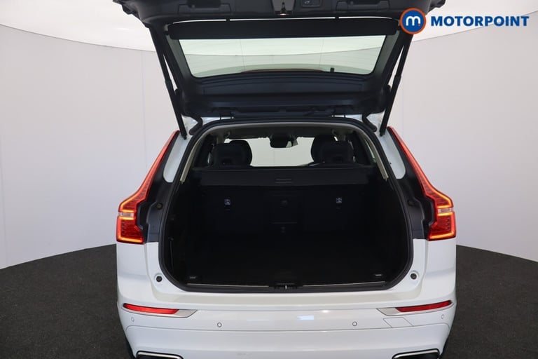 2019 Volvo XC60 2.0 D4 Inscription 5dr Geartronic SUV Diesel Automatic