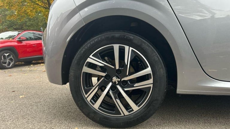2023 Peugeot 208 1.2 PureTech Allure Premium + Hatchback 5dr Petrol Manual Euro 6 (s/s) (100 Hatc...