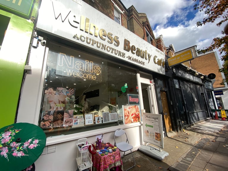 image for Sale! £3/ 5 min Neck Massage, £38 for 1h Massage, £48 for 1h Acupuncture