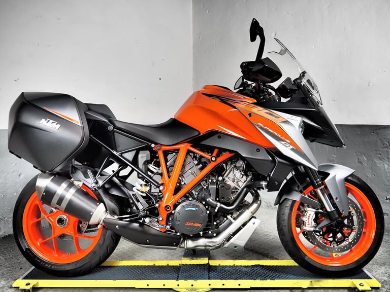2019 69 KTM 1290 Superduke GT 6k Luggage,FSH ,stunning quick bike fabulous order
