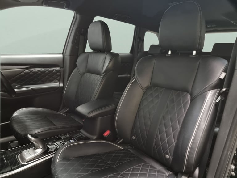 2021 Mitsubishi Outlander 2.4h TwinMotor 13.8kWh Exceed Safety SUV 5dr Petrol Plug-in Hybrid CVT ...
