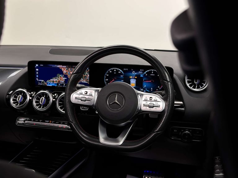 2020 Mercedes-Benz GLA 2.0 GLA 220 AMG Line Premium+ D 4Matic Auto 4WD 5dr SUV Diesel Automatic