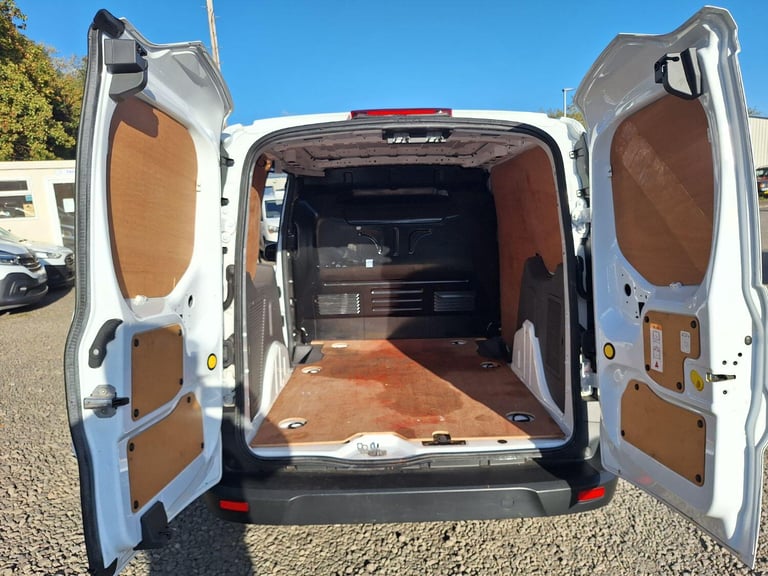 FORD TRANSIT CONNECT 1.5 220 EcoBlue White Manual Diesel, 2018