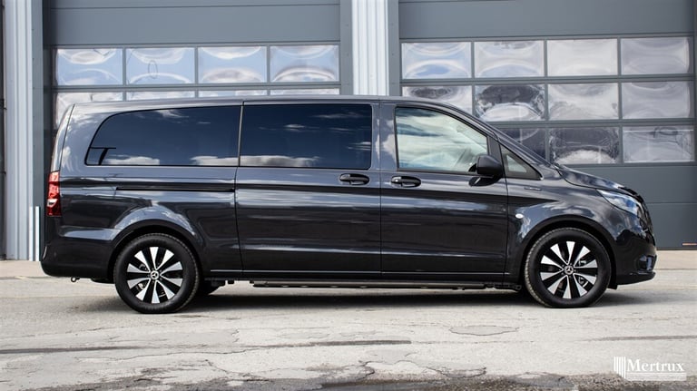 1969 Mercedes-Benz Vito 100kWh PREMIUM Tourer Auto (8 Seat) Inc Parking Package Window Van Electr...