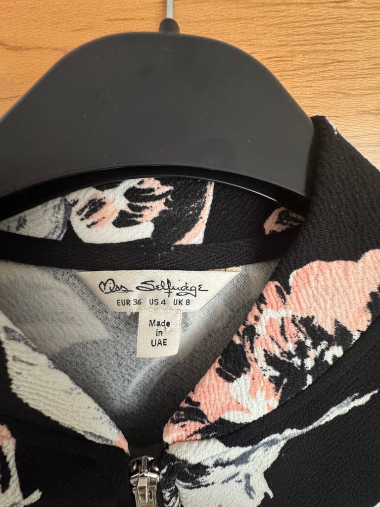 Miss Selfridge Ladies lightweight zip up summer jacket size 8