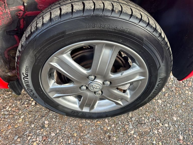 2011 Toyota IQ 1.0 VVT-i 2 3dr HATCHBACK PETROL Manual