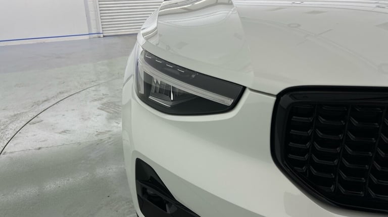 2024 Volvo XC40 Plus, B4 Mild hybrid, Petrol, Dark Estate Petrol Automatic