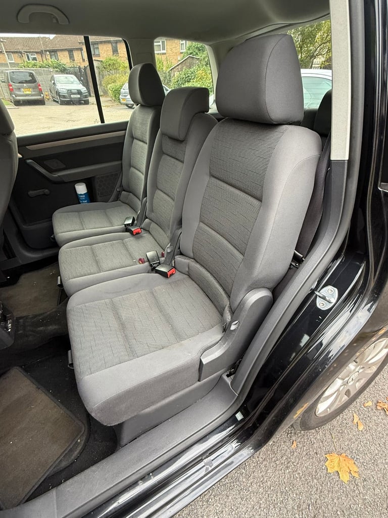 Volkswagen, TOURAN, MPV, 2010, Manual, 1896 (cc), 5 doors