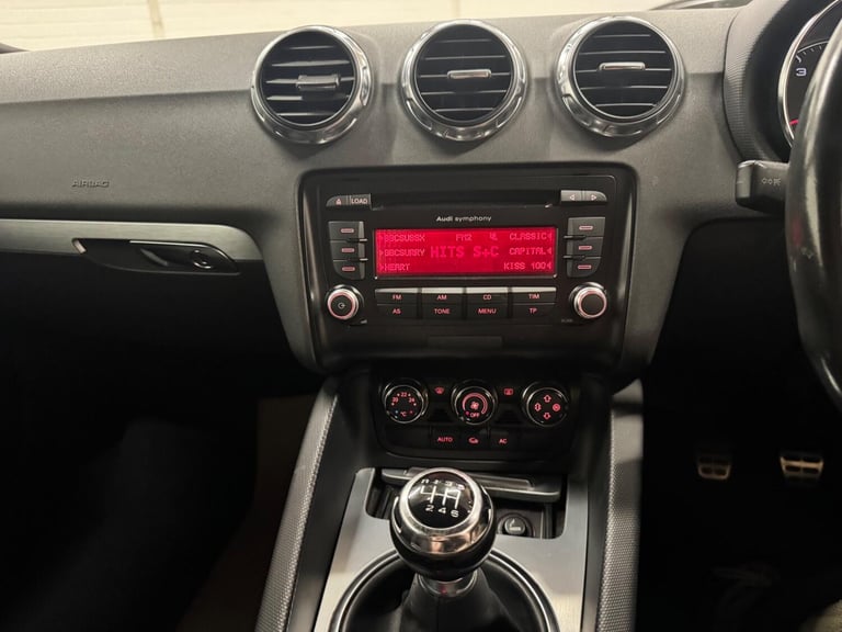 AUDI TT 1.8 TFSI White Manual Petrol 2010