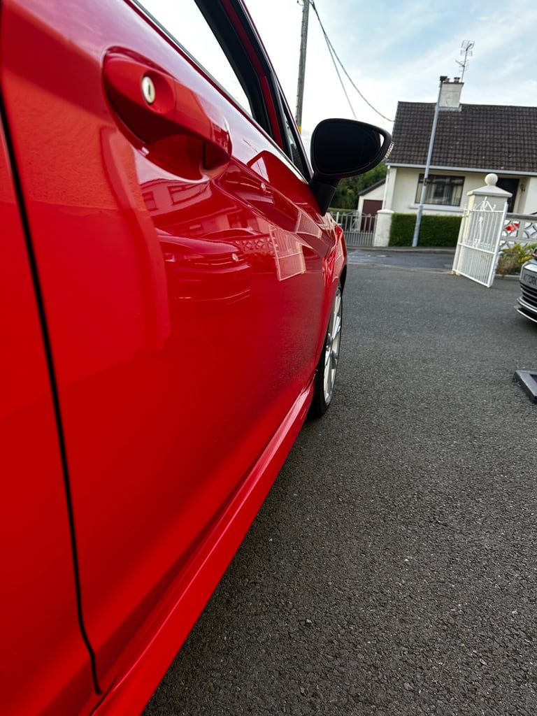 2014 Ford Fiesta STUNNING RACE RED Zetec S Ford Fiesta 3dr  HATCHBACK Petrol Manual