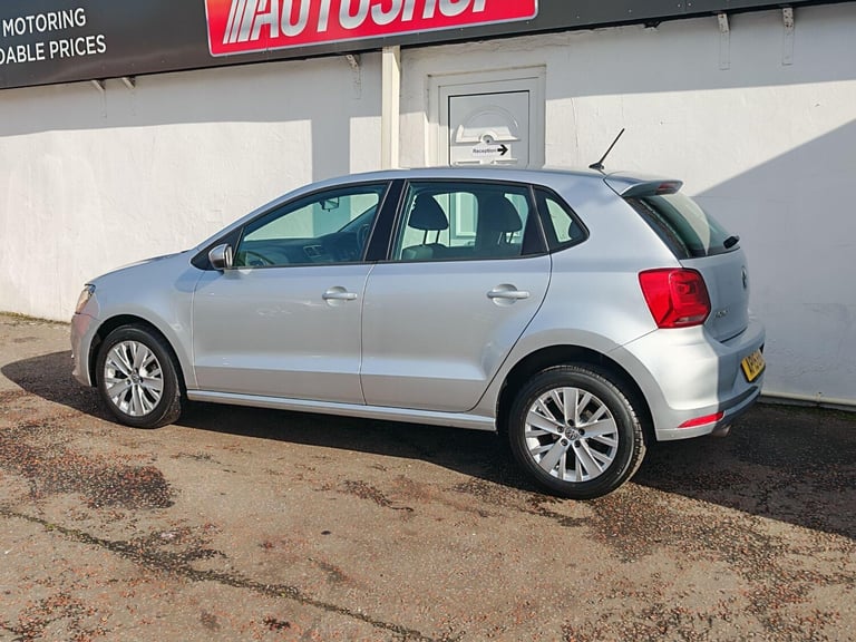 2015 Volkswagen Polo 1.2 TSI SE 5dr HATCHBACK PETROL Manual