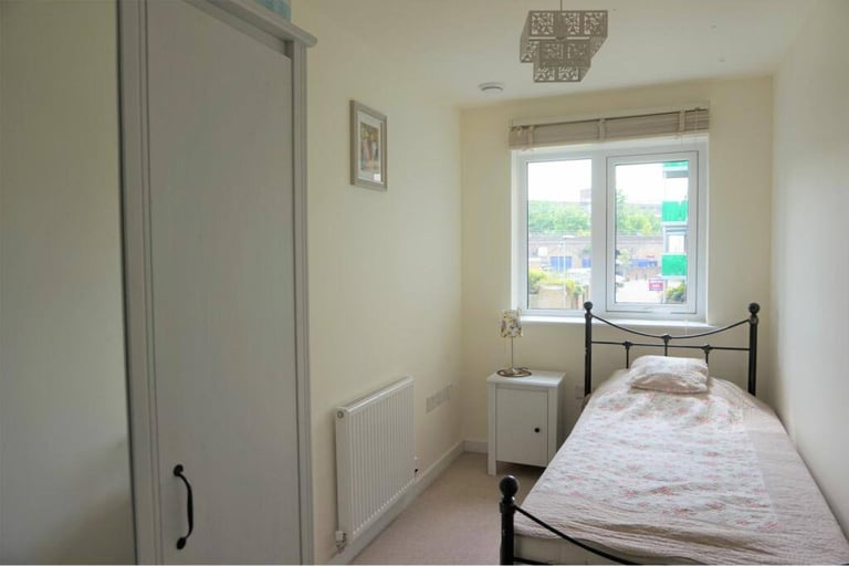 🏡 Cozy single Room – Bow 🏡🗝