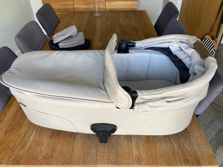 Flip XT³ Pushchair Carrycot - Fawn