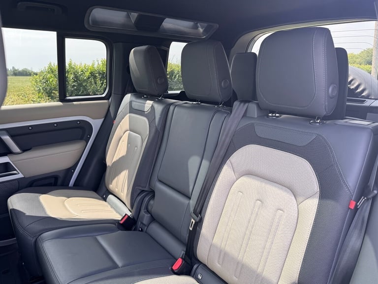 2021 Land Rover Defender 110 X-DYNAMIC HSE D300 7 SEATS WITH HAWKE CONVERSION SUV Diesel Automatic