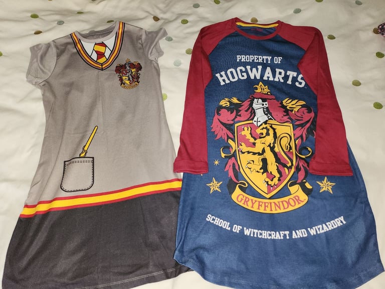 Selection of kids nightwear aged 9-11yrs