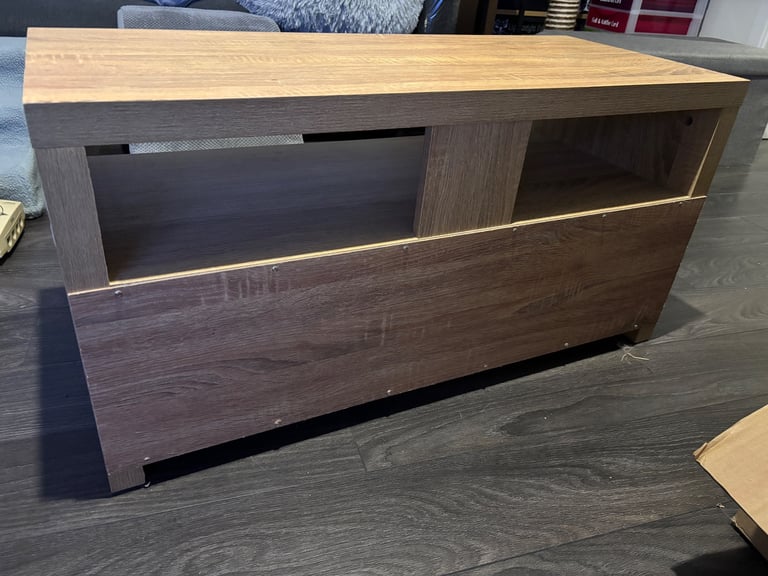 TV unit with drawers