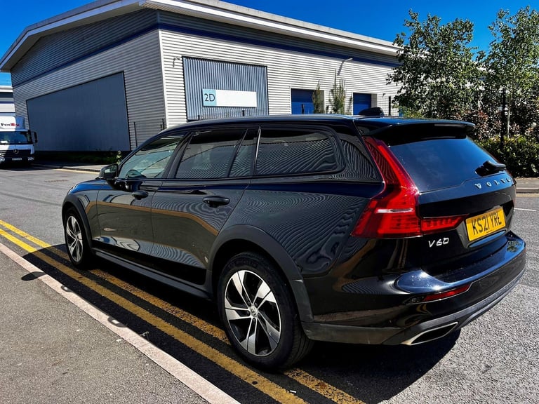 2021 Volvo V60 Cross Country 2.0 B4 MHEV Auto AWD Euro 6 (s/s) 5dr ESTATE Diesel/Electric Hybrid ...