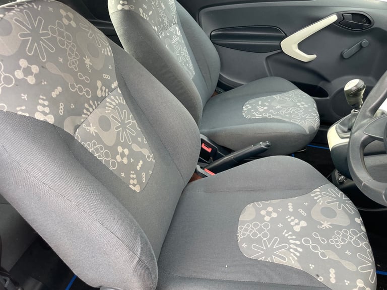 FORD KA 1.2 STUDIO CONNECT S/S 64 REG BLACK 3 DOOR MOT APRIL 15TH 2026 TAX £35 LOW INSURANCE 50+MPG