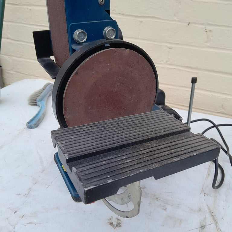 Belt linisher disc sander