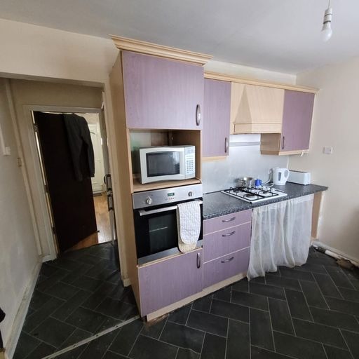 Get sheltered accommodation in B302JX! UNIVERSAL CREDITS apply!