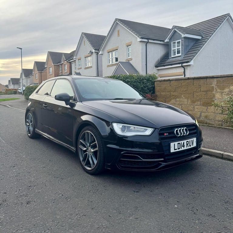 Audi S3 S-Tronic, Hatchback, 2014, Semi-Auto, 1984 (cc), 3 doors