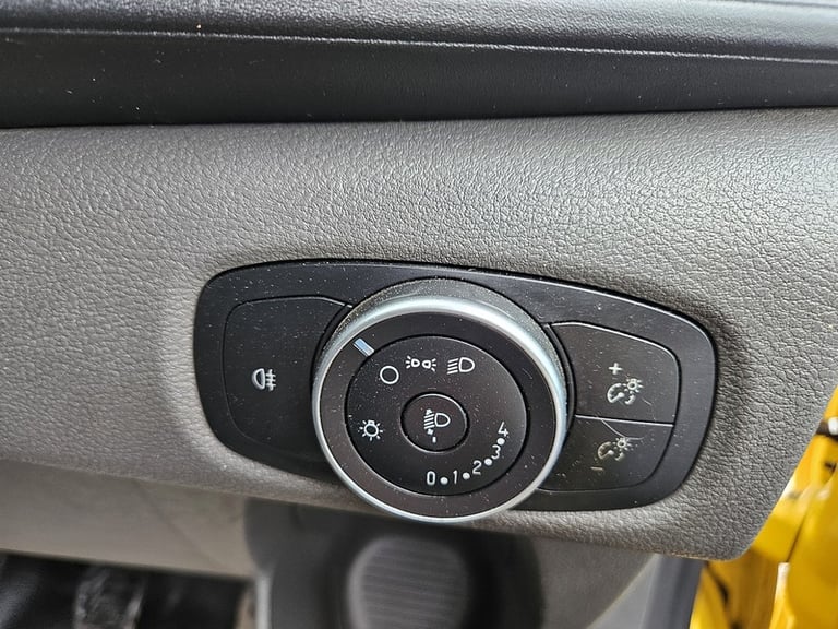 2022 Ford Transit Custom 340 EcoBlue Leader L1H1 Euro 6 130ps AC Panel Van Diesel Manual