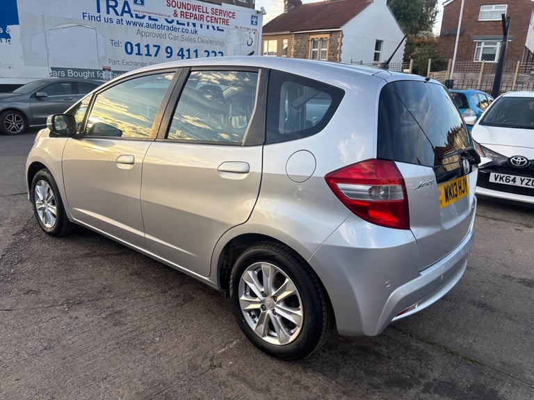 2013 Honda Jazz 1.4 i-VTEC ES Euro 5 5dr HATCHBACK Petrol Manual