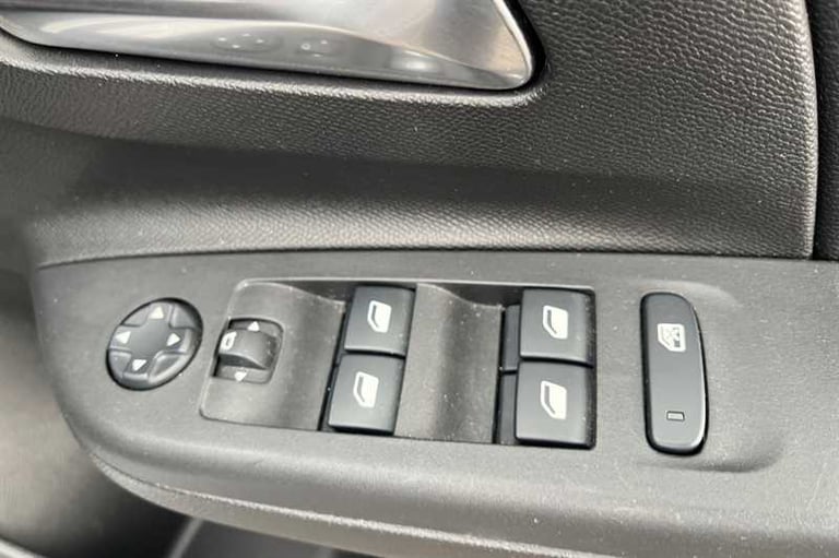 2020 Vauxhall Corsa 1.2 Turbo SRi 5dr HATCHBACK PETROL Manual