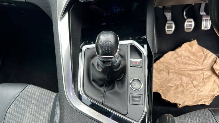 2022 Peugeot 3008 1.2 PureTech Allure Premium + SUV 5dr Petrol Manual Euro 6 (s/s) (130 ps) SUV P...